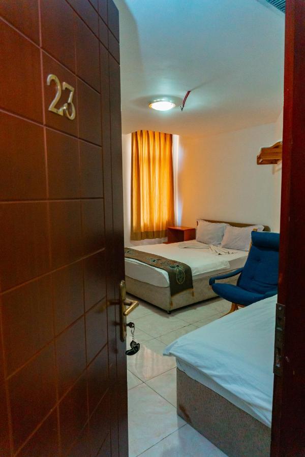 White Horse Hotel Baku Eksteriør bilde
